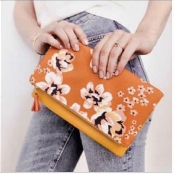 Rachel Pally Floral Reversible Fold Over Clutch - Picture 1 of 11